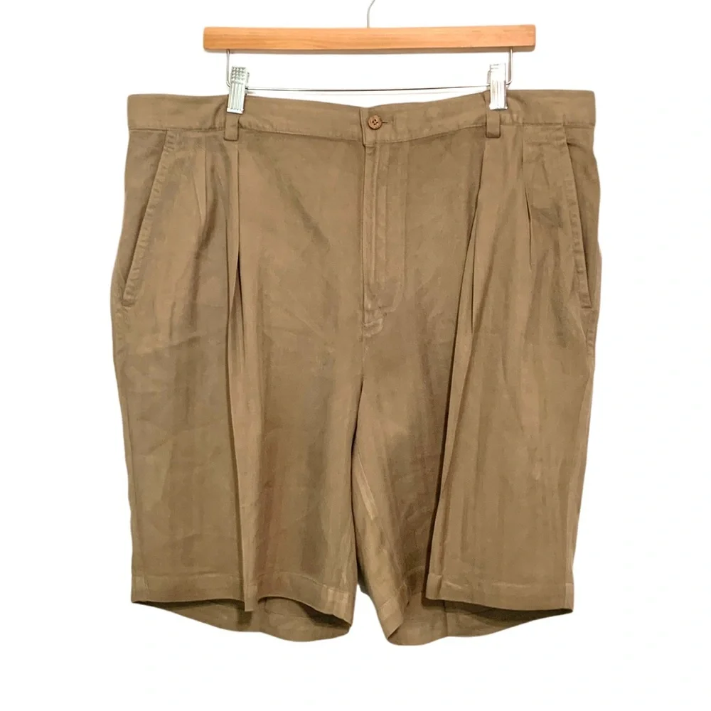 Tommy Bahama Taupe Havana Herringbone Pleated Silk Shorts Size 40 9” Inseam